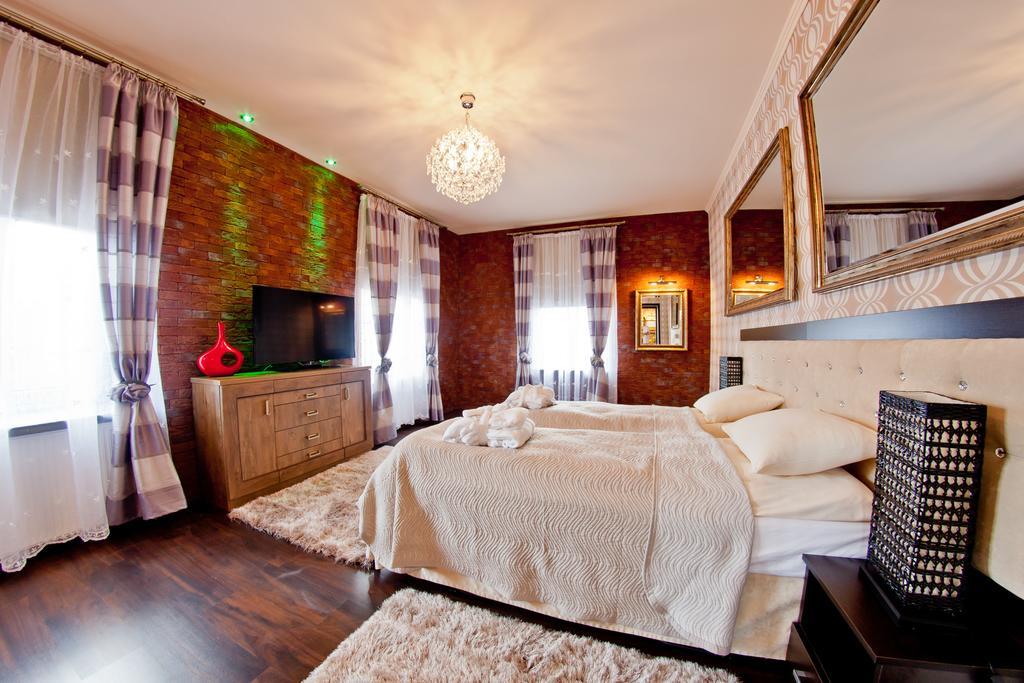 Palac Saturna Czeladź Zimmer foto